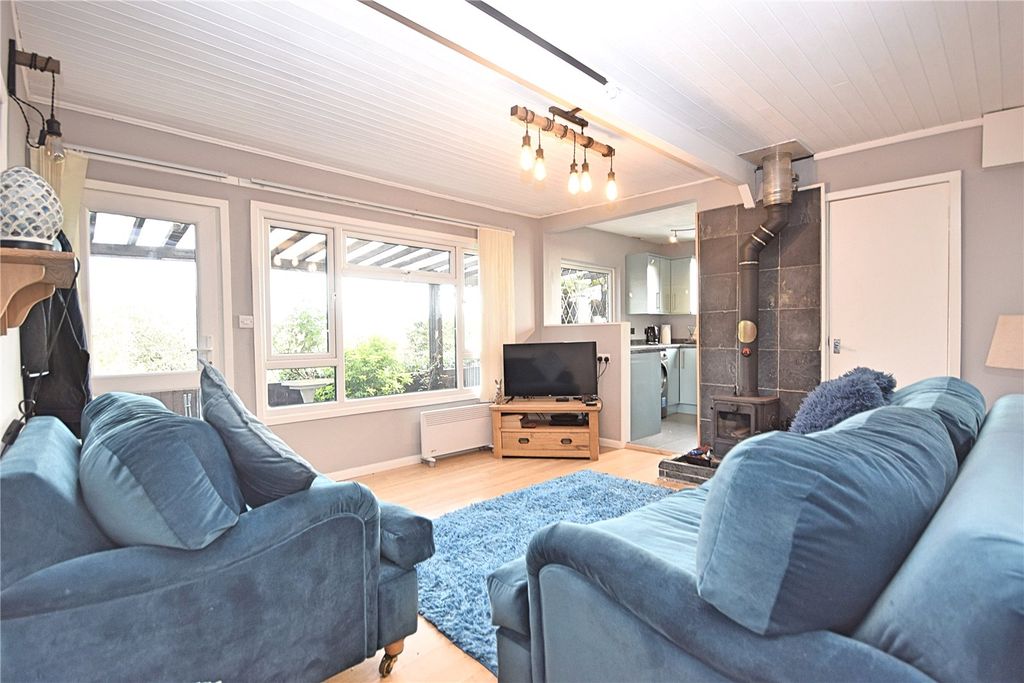 Property photo 2 of 14 Picture No. 02