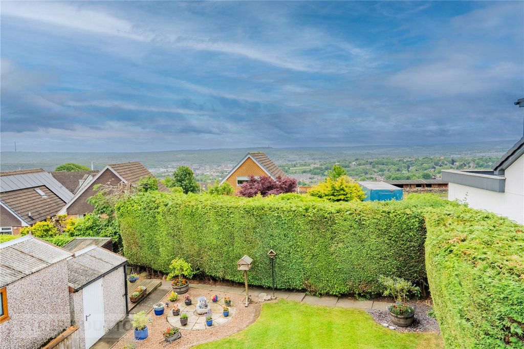 Property photo 2 of 25 View