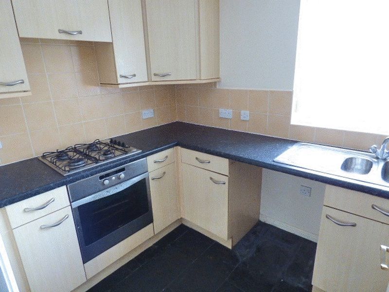 Property photo 3 of 6 Kitchen
