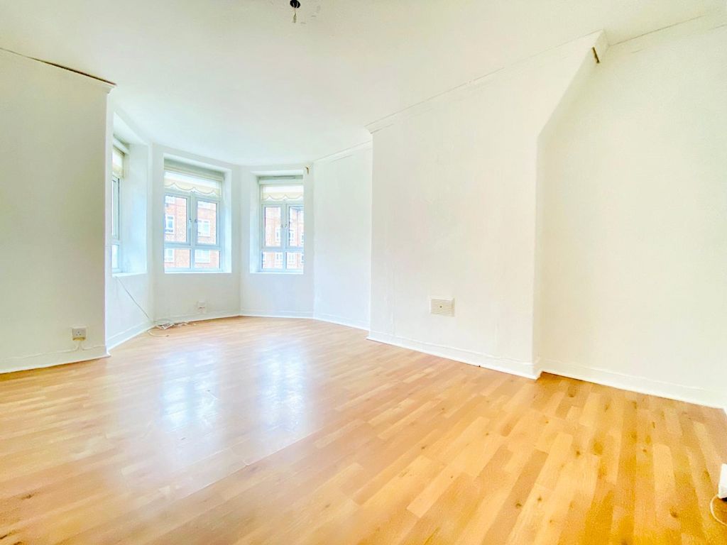 Property photo 2 of 10 Picture 2