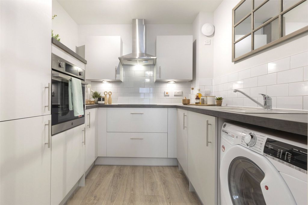 Property photo 3 of 9 Picture No. 06