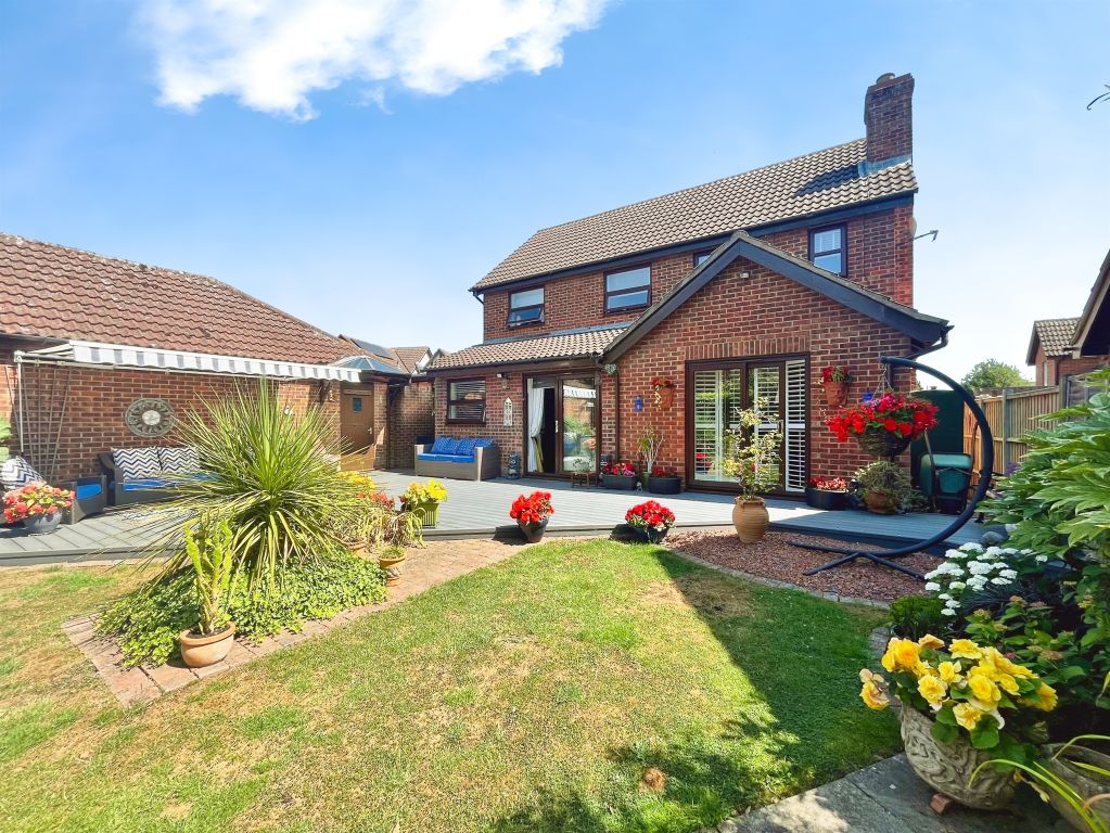 Property photo 2 of 21