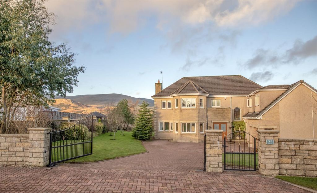 Property photo 1 of 56 Front