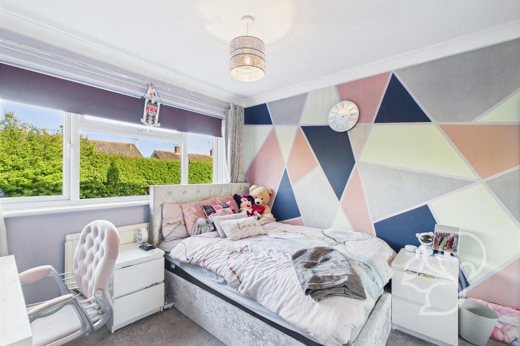 Property photo 3 of 26 Cam01659G0-Pr0430-Still021.Jpg