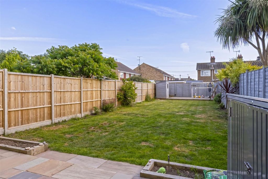 Property photo 2 of 19 Mardale_1.Jpg