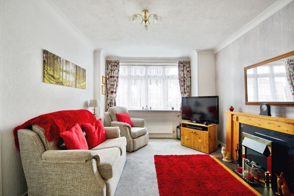 Property photo 2 of 19 Pbox-Img.Jpg