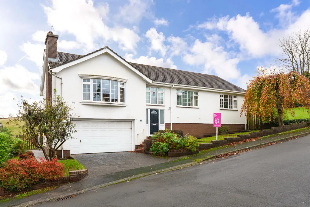 Property photo 1 of 25