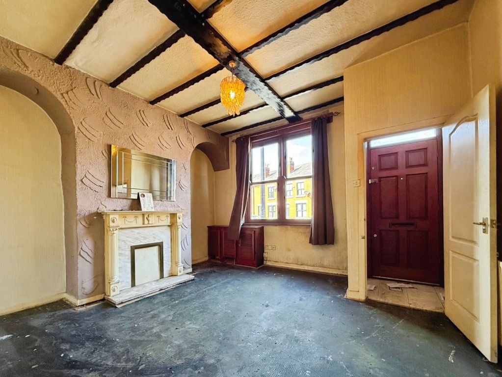 Property photo 2 of 16 Pbox-Img.Jpg