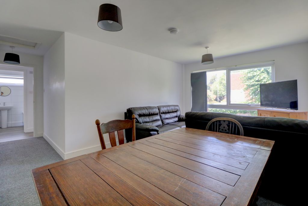 Property photo 3 of 13 Lounge-Diner2