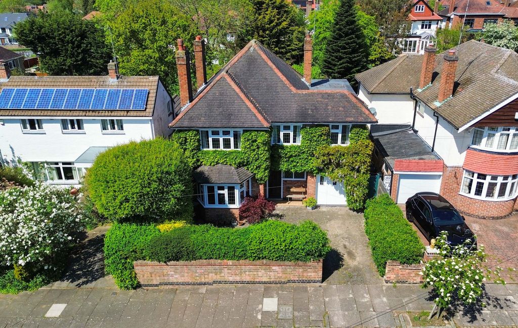 Property photo 1 of 41