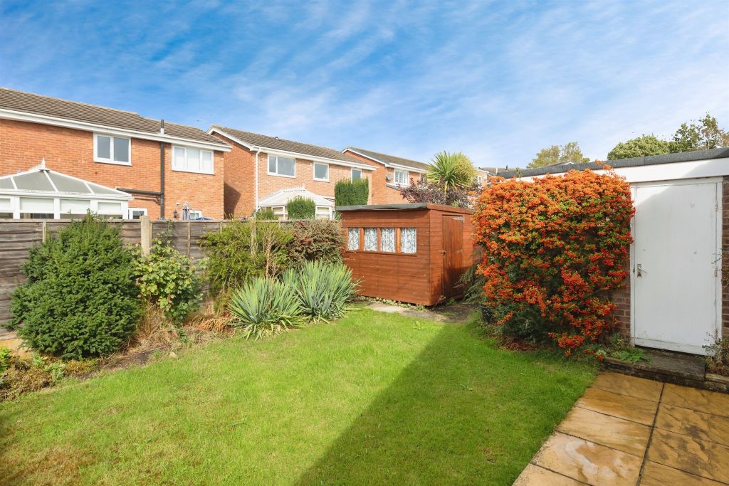 Property photo 2 of 17