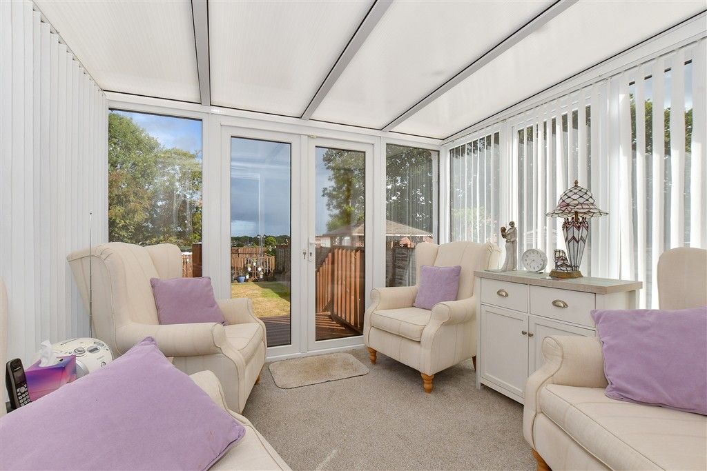 Property photo 2 of 10 Conservatory