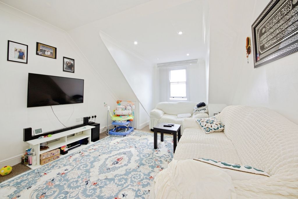 Property photo 1 of 15 Photo