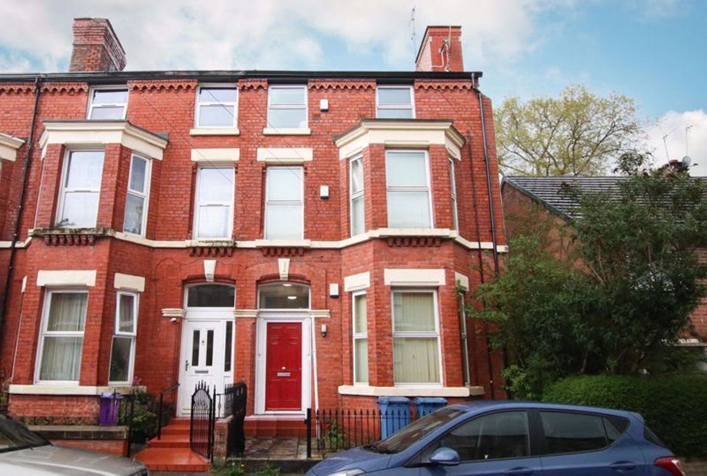 Property photo 1 of 9