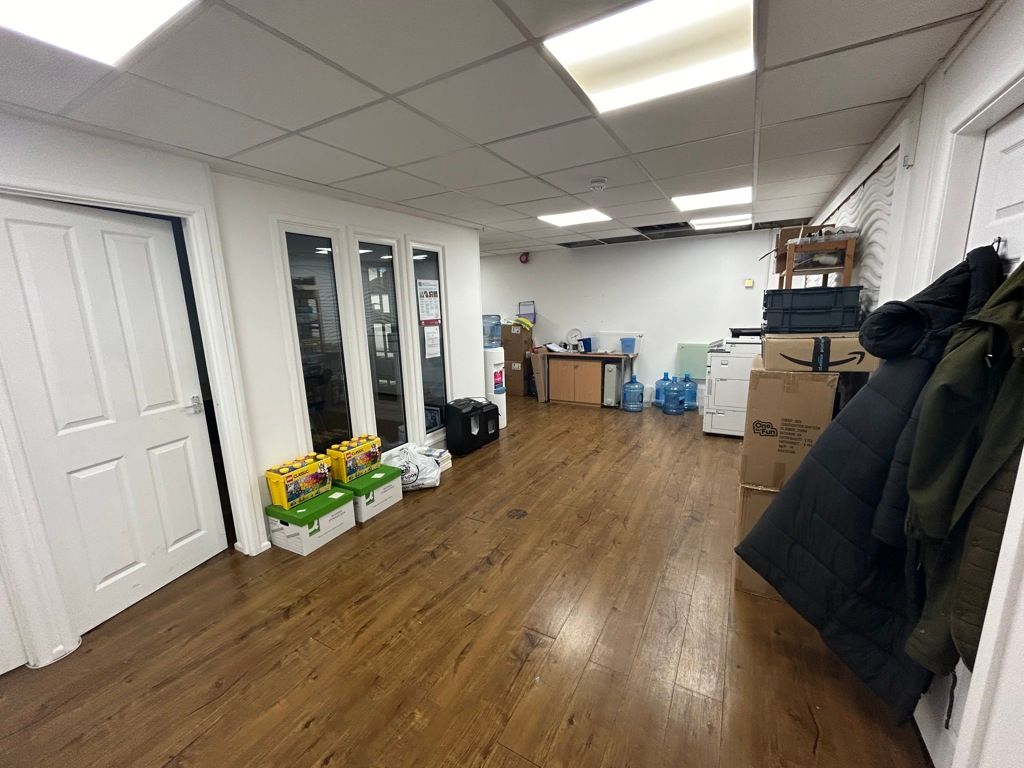 Property photo 3 of 5 Photo 9