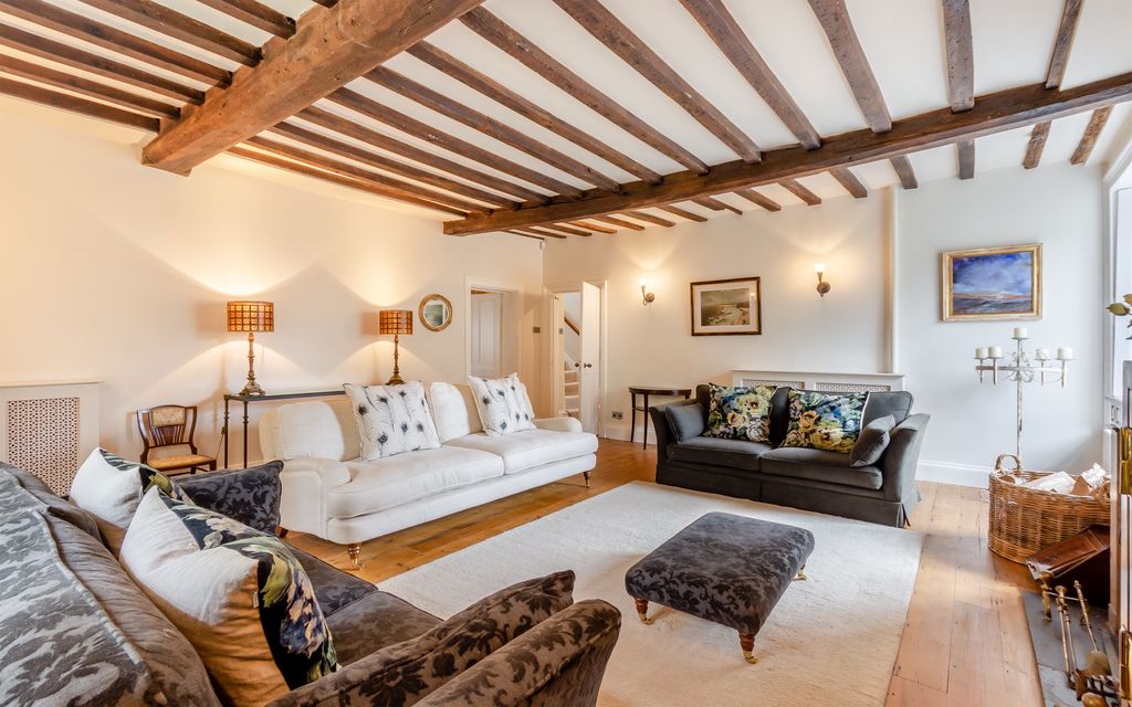 Property photo 2 of 30 Drawing Room