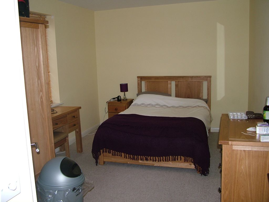 Property photo 3 of 4 Bedroom 1