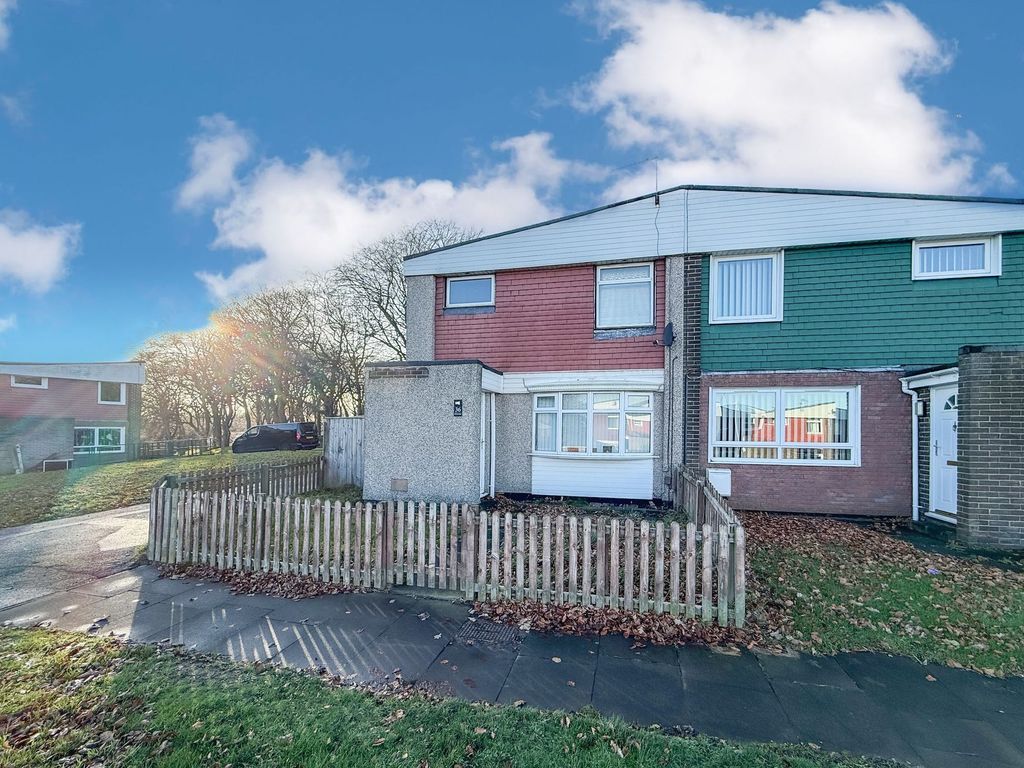 Property photo 1 of 12 External