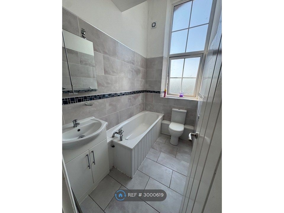 Property photo 3 of 3
