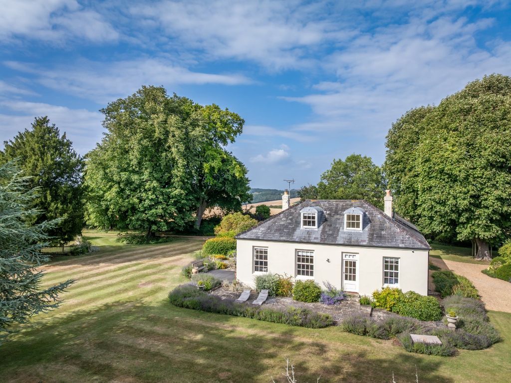 Property photo 3 of 19 Picture No. 26