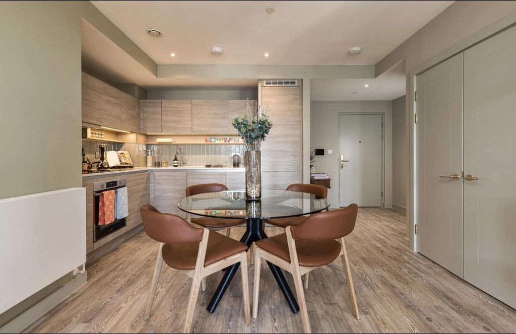Property photo 2 of 17 4.Png