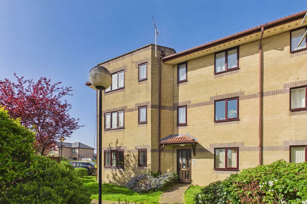 Property photo 1 of 9 Main