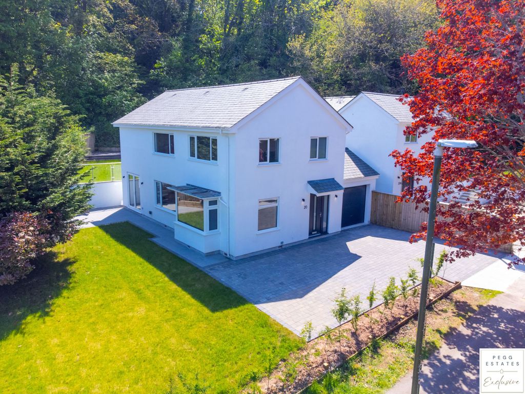 Property photo 1 of 34