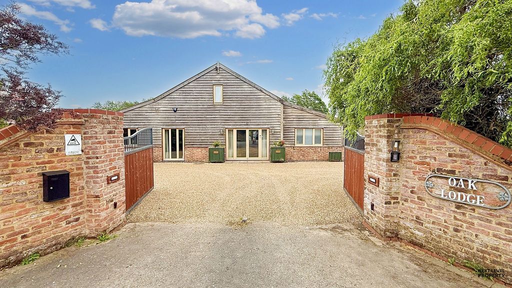 Property photo 1 of 38