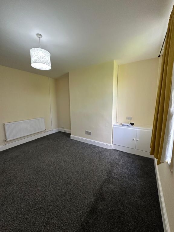 Property photo 2 of 7 2