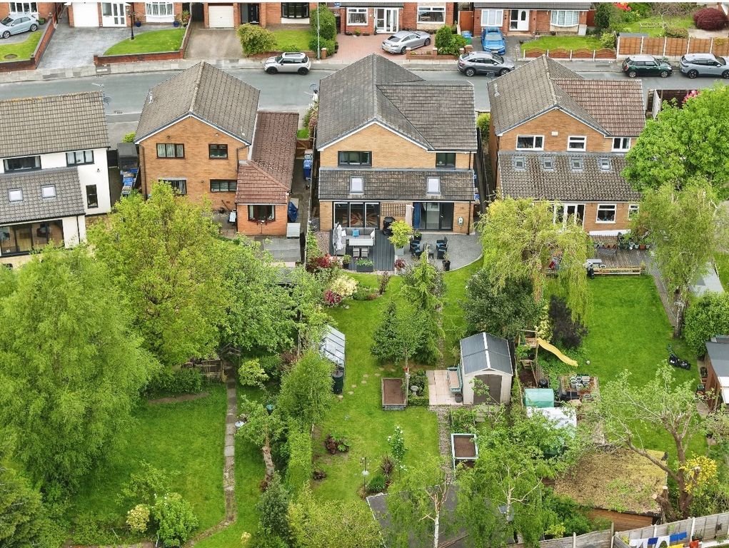 Additional image 16 of 4 bed detached house for saleSalisbury Avenue, Hopwood, Heywood OL10