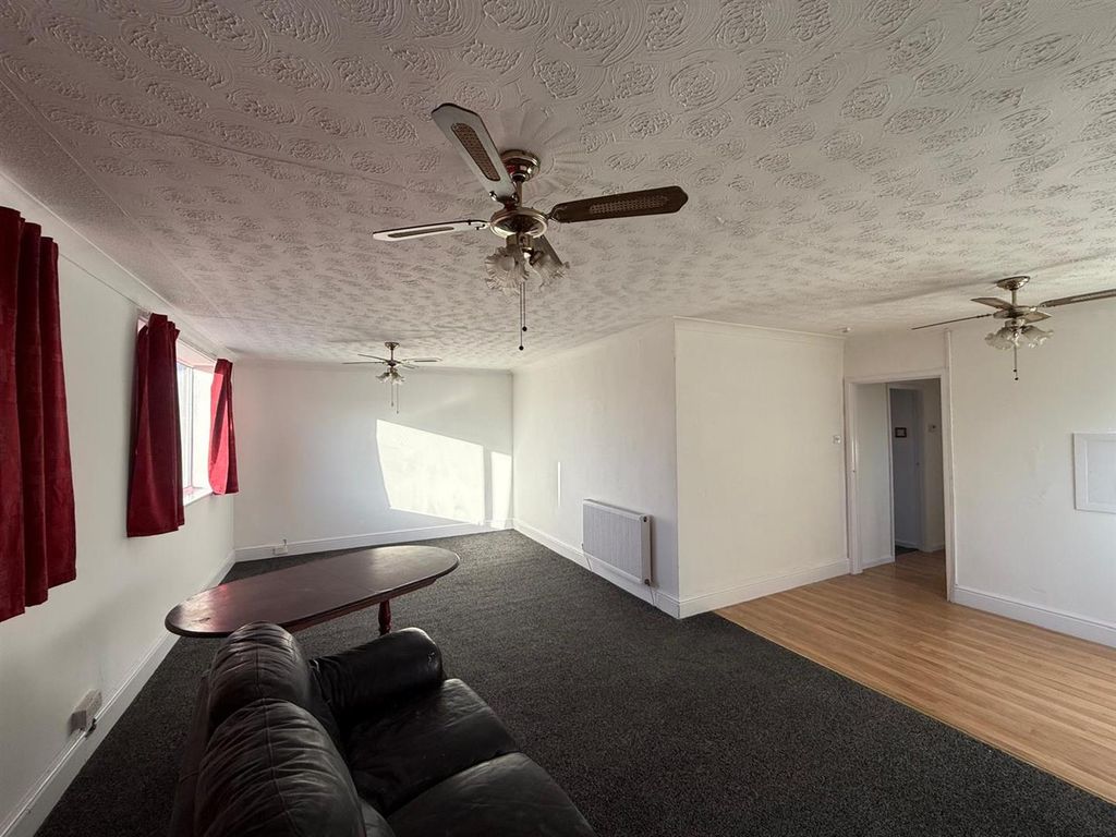 Property photo 2 of 13 Whatsapp Image 2025-12-24 At 5.30.42 Pm.Jpeg