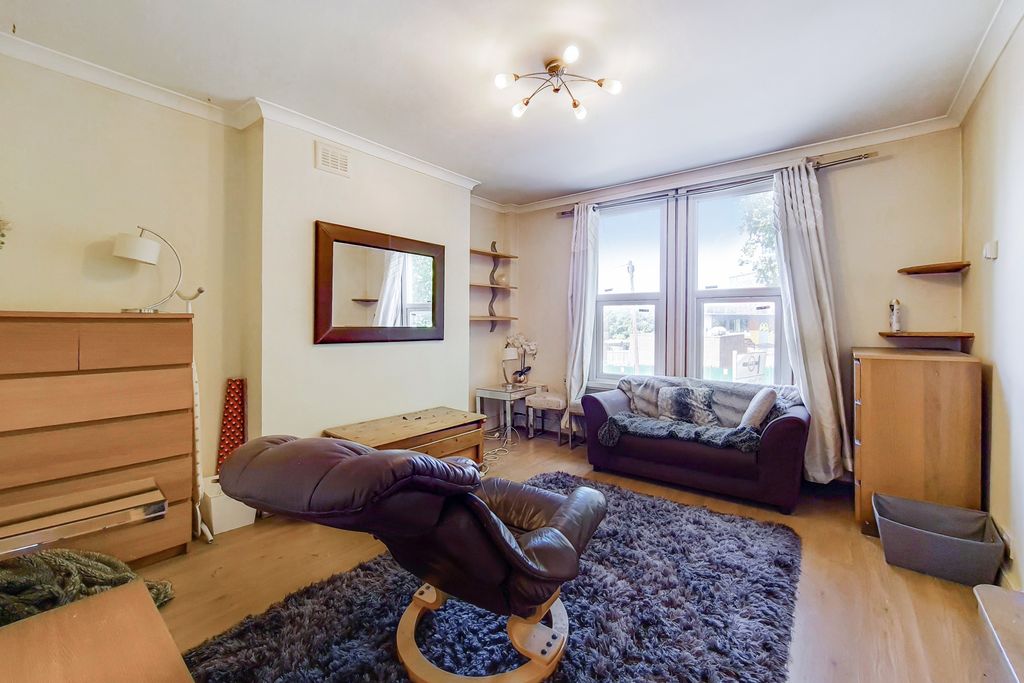Property photo 1 of 6 Reception Room (Photo 1)