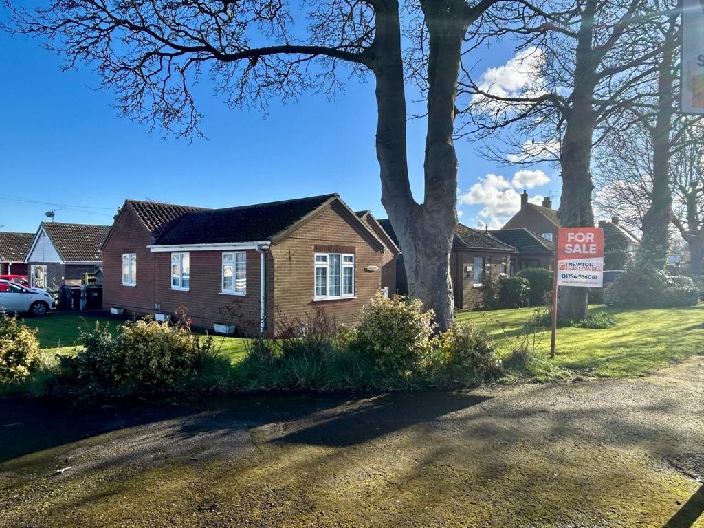 Property photo 1 of 11