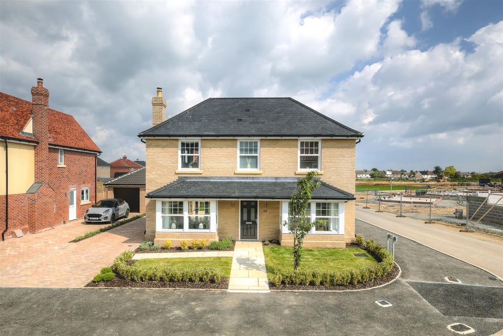 Property photo 1 of 20 The Ophelia