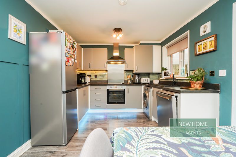 Property photo 3 of 23 Photo 12