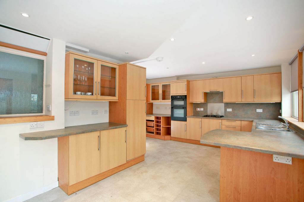 Property photo 3 of 20 Photo 3