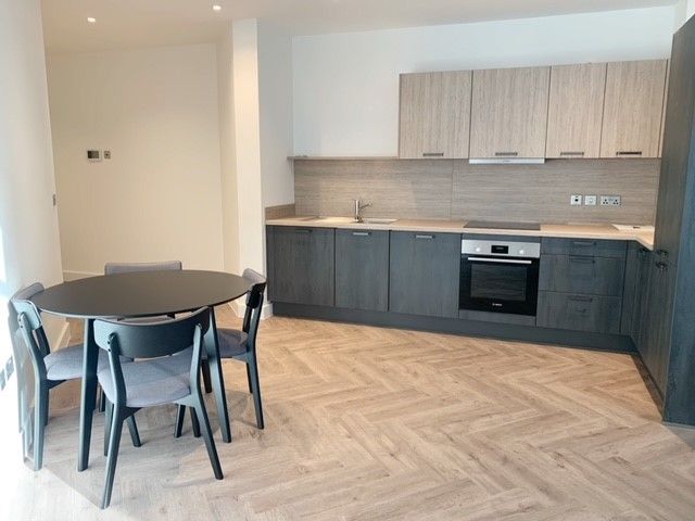 Property photo 1 of 7 Kitchen