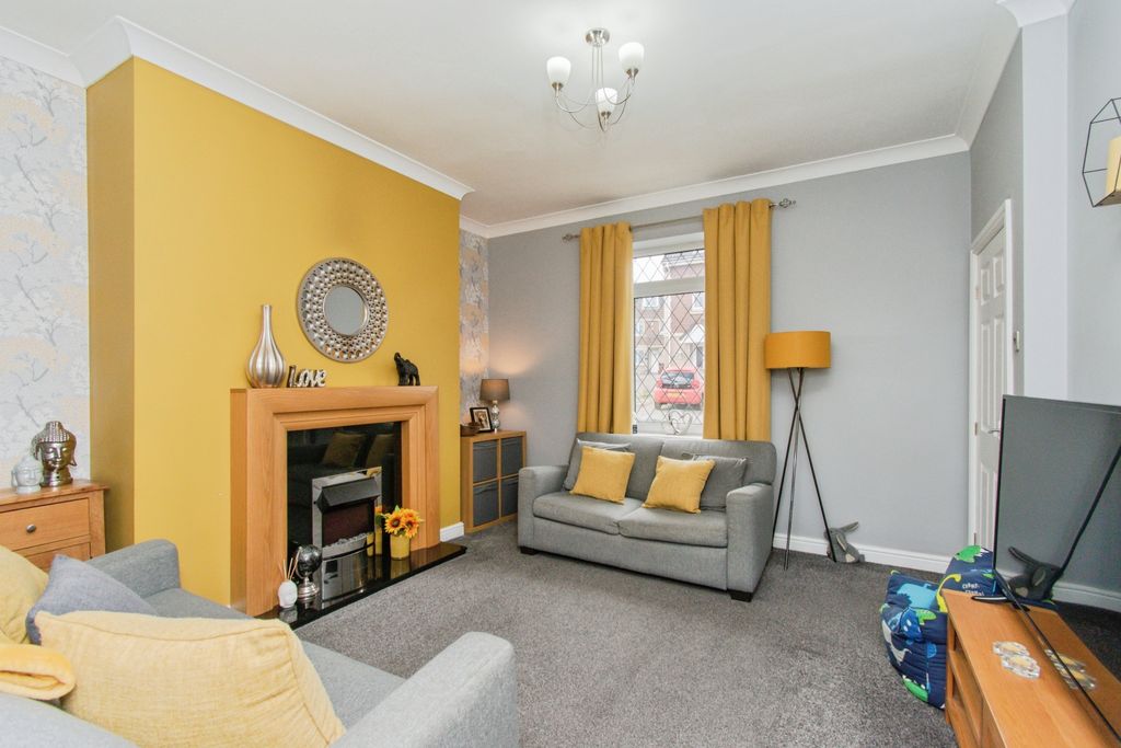 Property photo 2 of 15