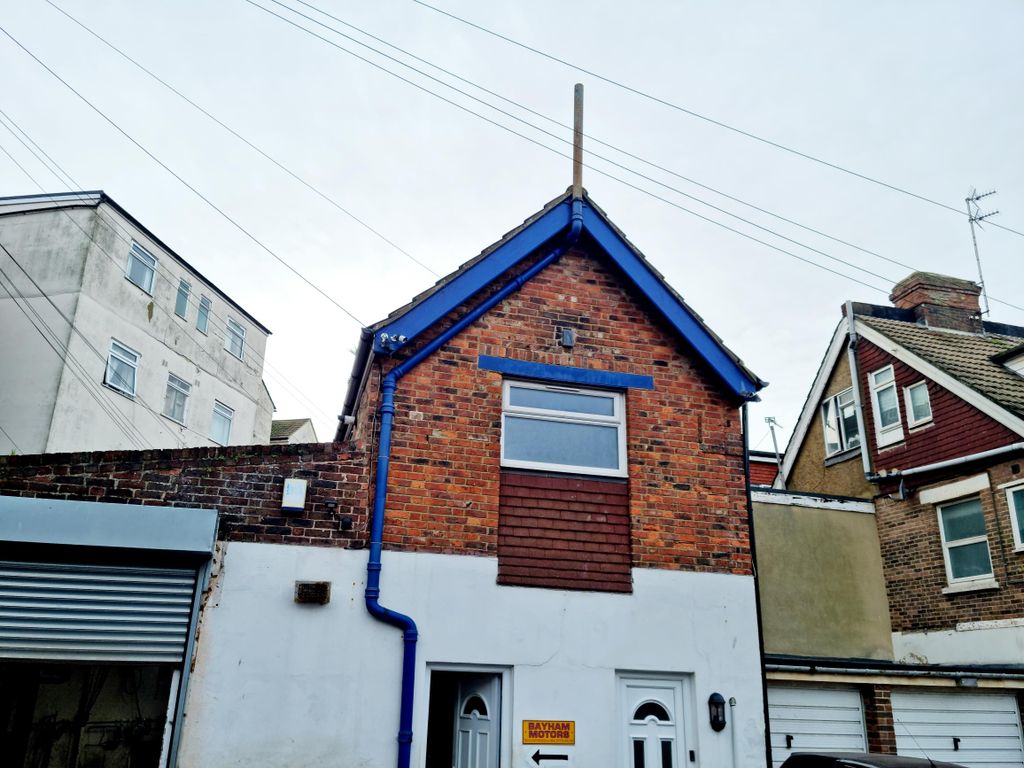 Property photo 1 of 13