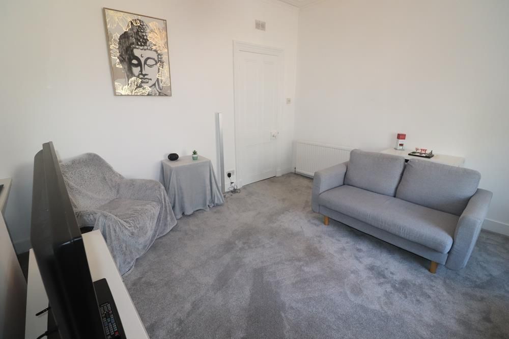 Property photo 3 of 15 Img_1940