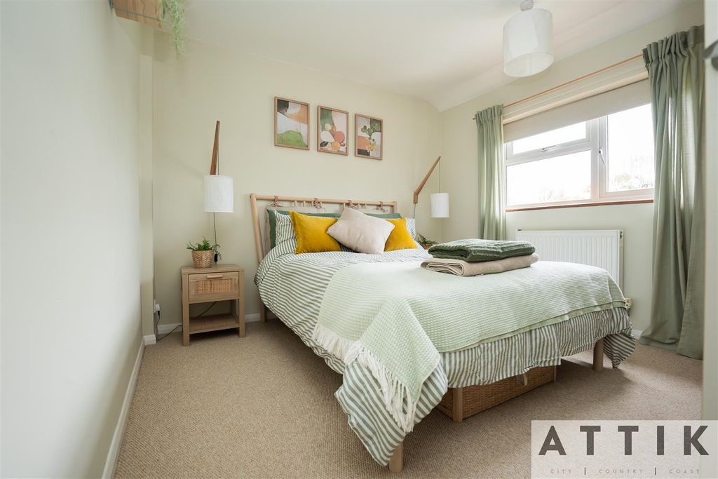 Additional image 31 of 4 bed semi-detached house for saleBedingfield Crescent, Halesworth IP19