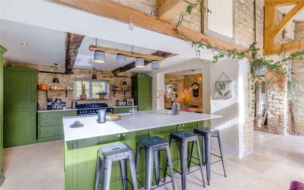 Property photo 3 of 21 Kitchen/Living Area