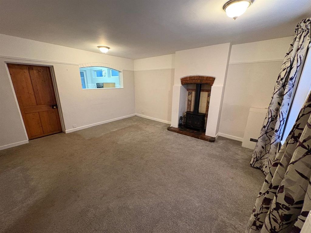 Property photo 2 of 22 58Bbba95-537B-4c19-Ae2d-Ff76Ea30ee70.Jpg