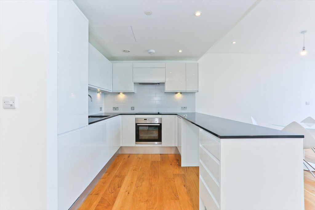 Property photo 3 of 10 Image