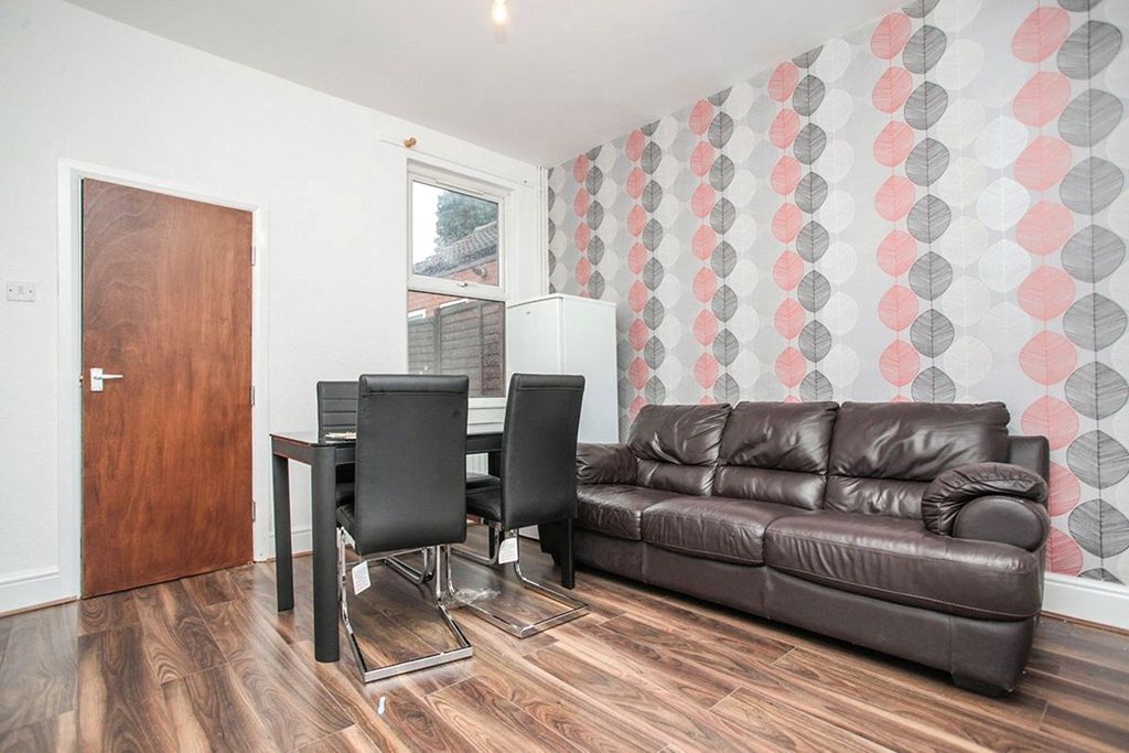 Property photo 2 of 7 Picture No. 03