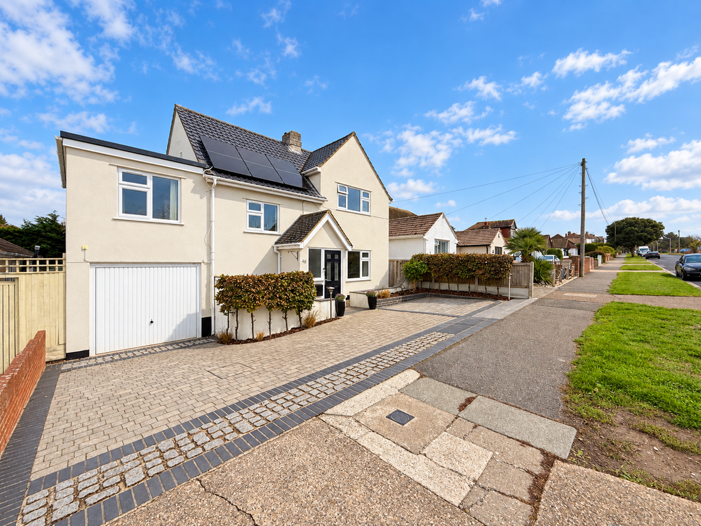 Property photo 1 of 32