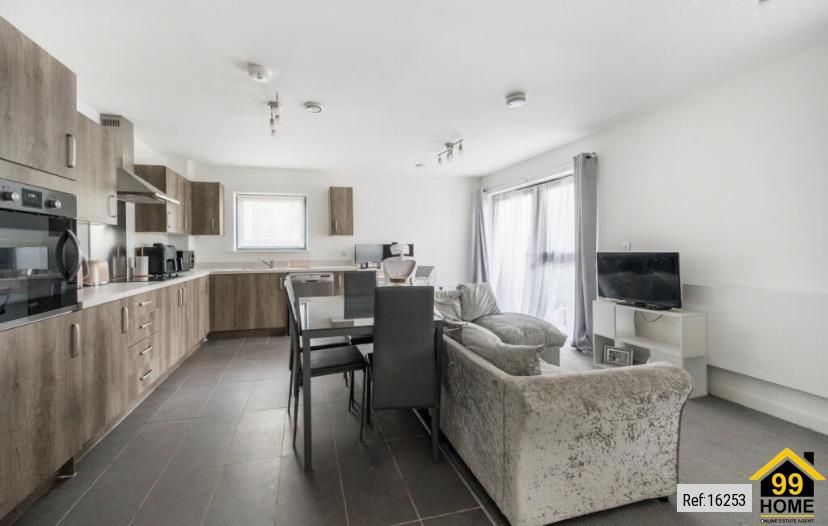 Property photo 2 of 8 Photo 1