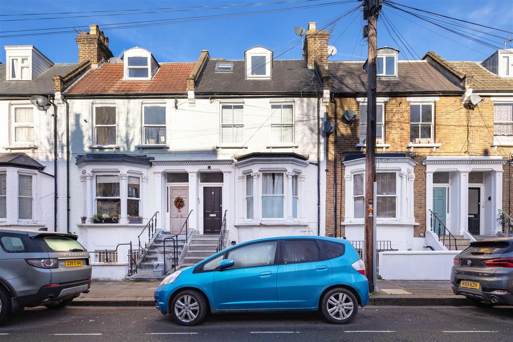 Property photo 1 of 11 Archel Road 16 Tff.Jpg