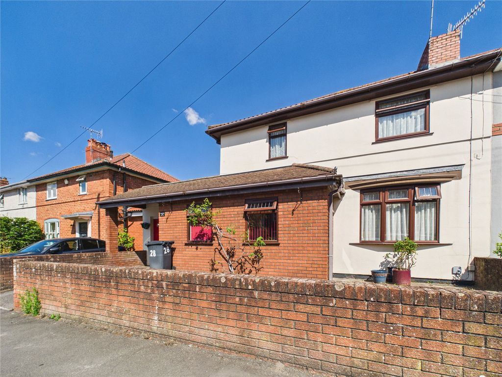 Property photo 1 of 37 Picture No. 51