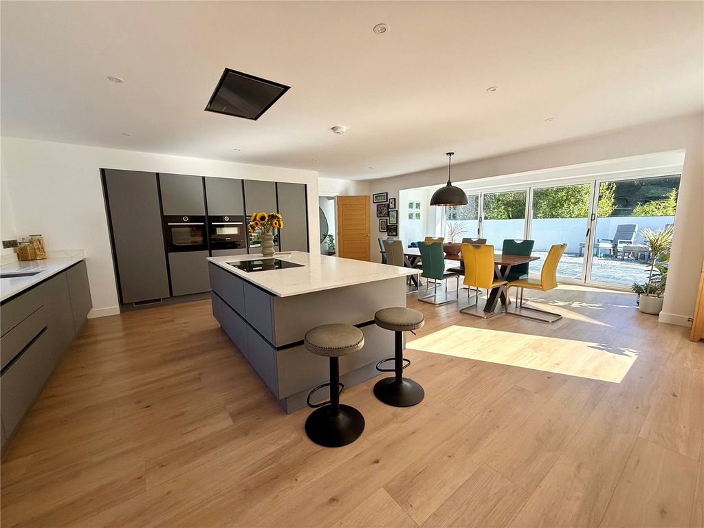 Property photo 3 of 32 Picture No. 61